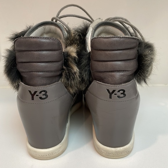 Y-3 Yohji Yamamoto Adidas Leather Wedge Sneaker US 8.5 Fur Trim Gray GUC - Picture 3 of 14